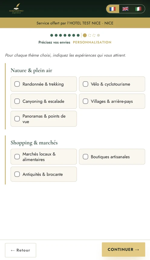 L’étape « Précisez vos envies » : pour chaque thème choisi, ici Nature et plein air puis Shopping et marchés, vous cochez les expériences qui vous attirent, de la randonnée aux marchés locaux.
